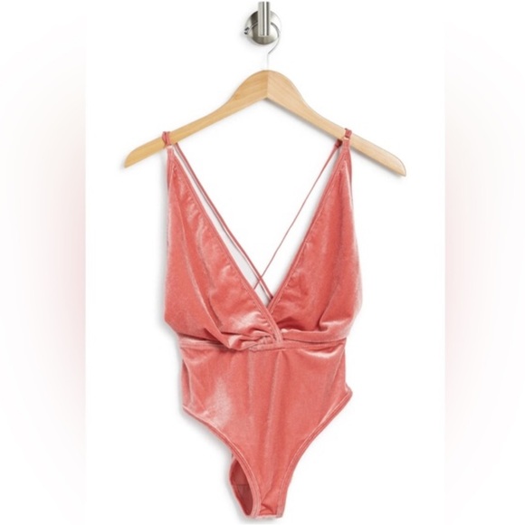 Pink Velvet Plunge Bodysuit SZ-Small NWT - Picture 4 of 4